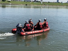 淀川水難救助訓練を実施しました
